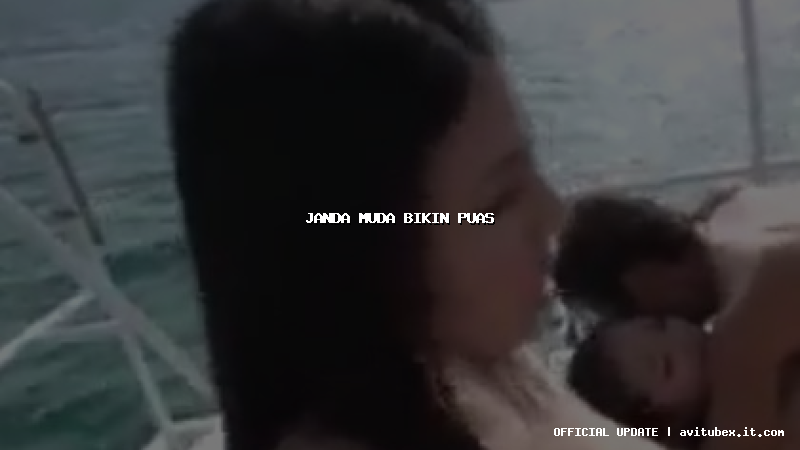 janda muda bikin puas