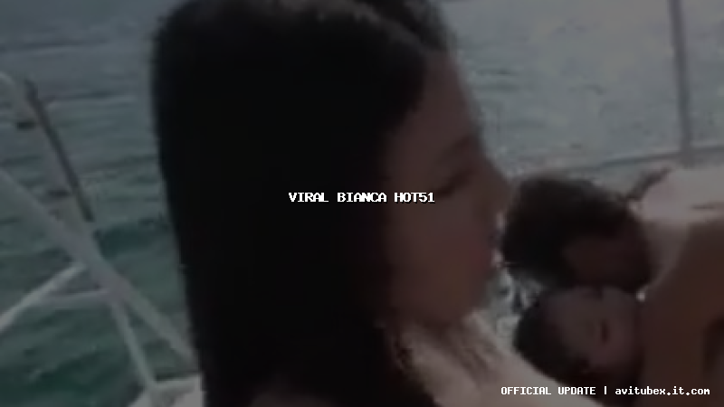 viral bianca hot51